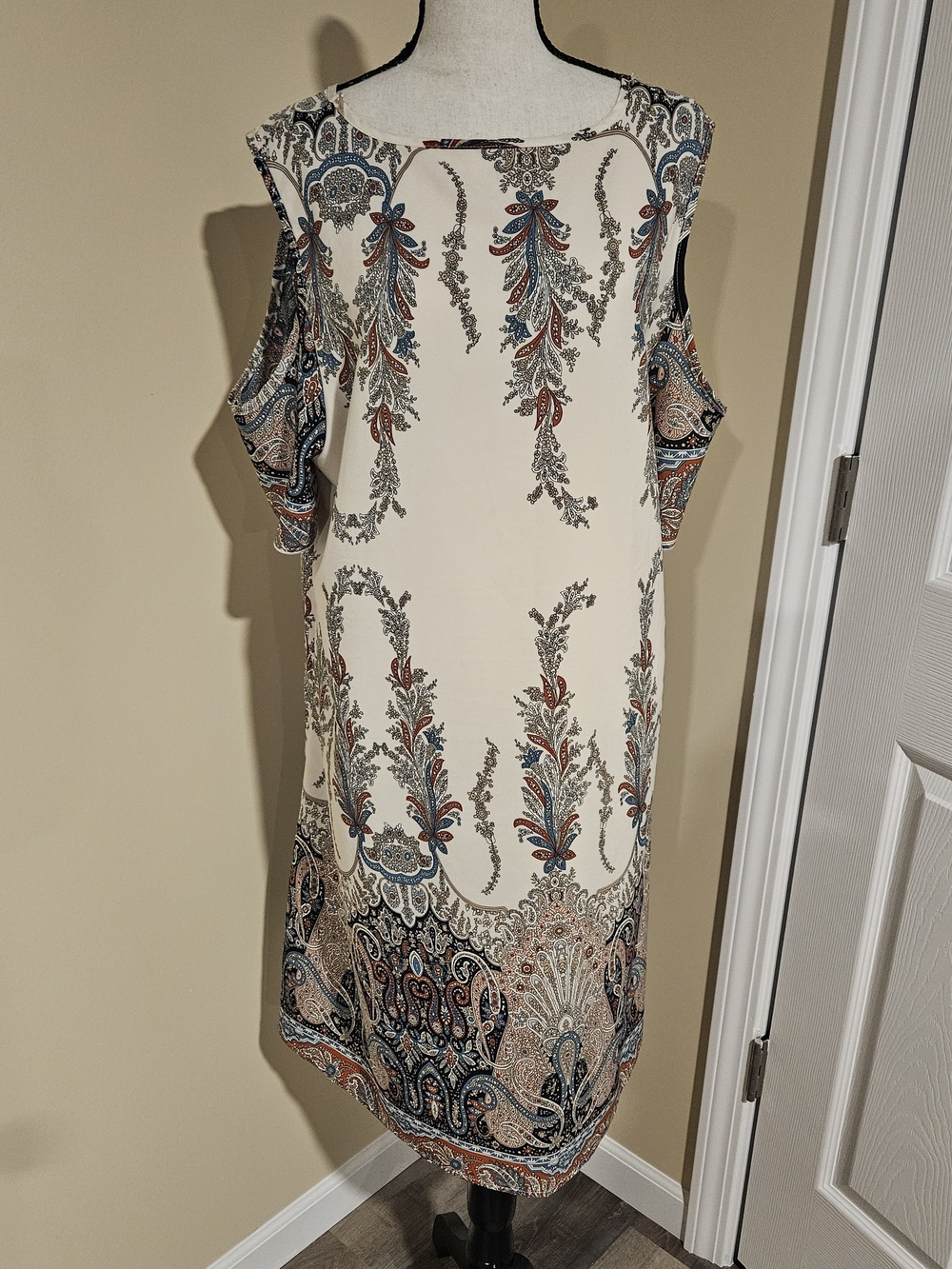 Cream Paisley Cold-Shoulder Shift Dress